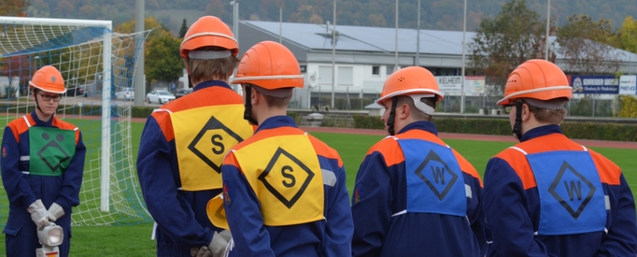GEMEINSCHAFT ERLEBEN | Das Team von Spezialisten funktioniert im Ernstfall genauso wie bei Übungen, Fortbildungen oder bei der gemeinsamen Freizeitgestaltung. image1