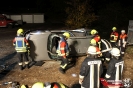 Übung Verkehrsunfall Person eingeklemmt in Graßlfing_26