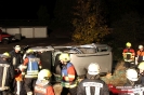 Übung Verkehrsunfall Person eingeklemmt in Graßlfing_29